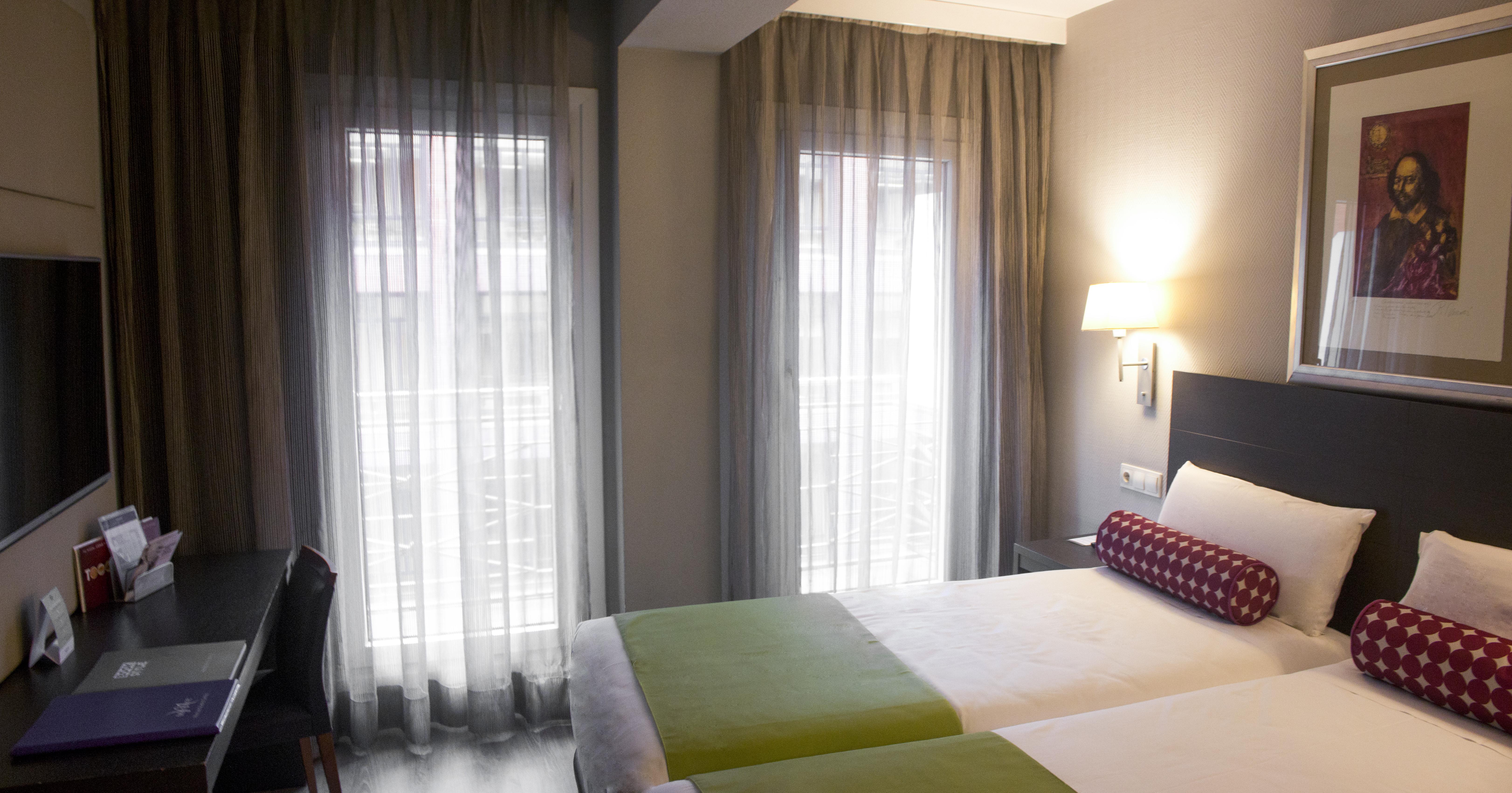 Mercure Madrid Centro Екстериор снимка