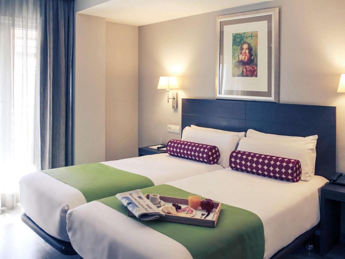Mercure Madrid Centro Екстериор снимка