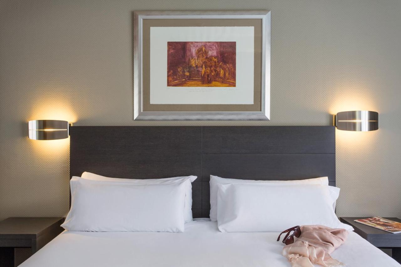Mercure Madrid Centro Екстериор снимка